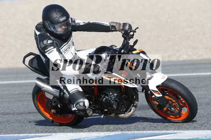 Archiv-2025/02 28.-31.01.2025 Moto Center Thun Jerez/gruen-green/4